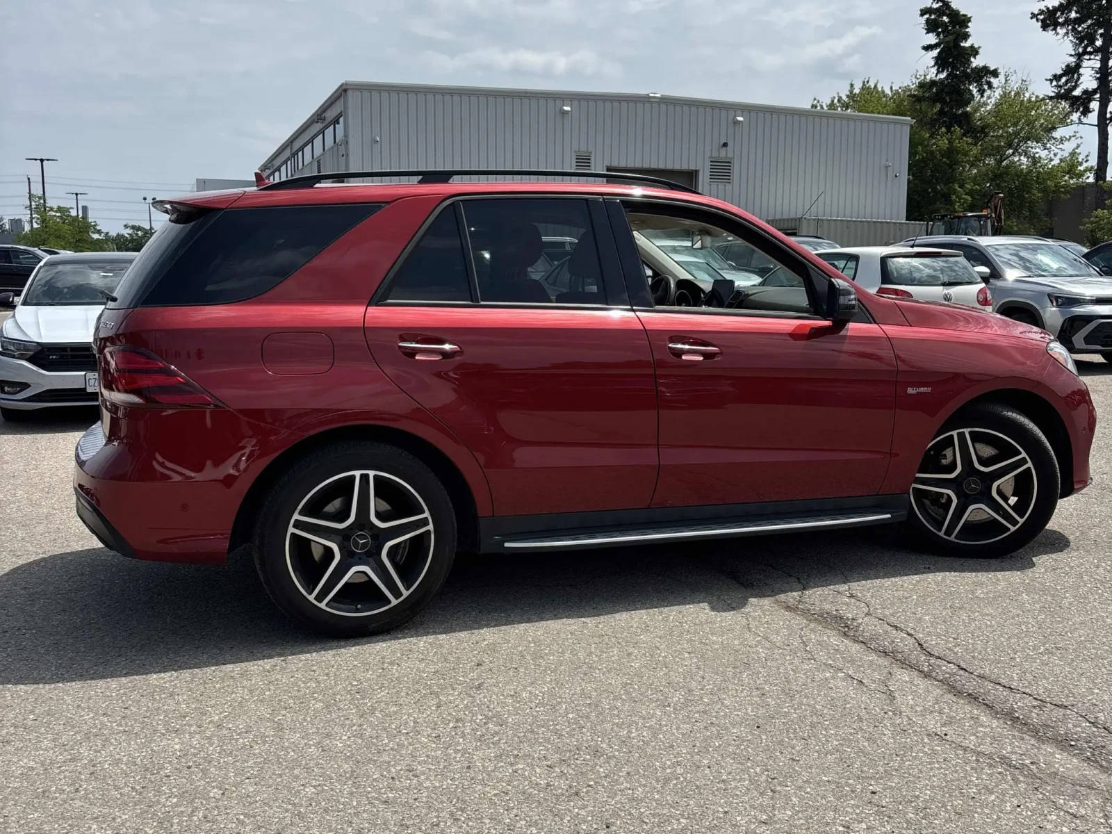 Mercedes-Benz GLE 43 AMG/26.000km/ПАНОРАМА/СЕРВИЗНА ИСТ, снимка 4 - Автомобили и джипове - 55202297