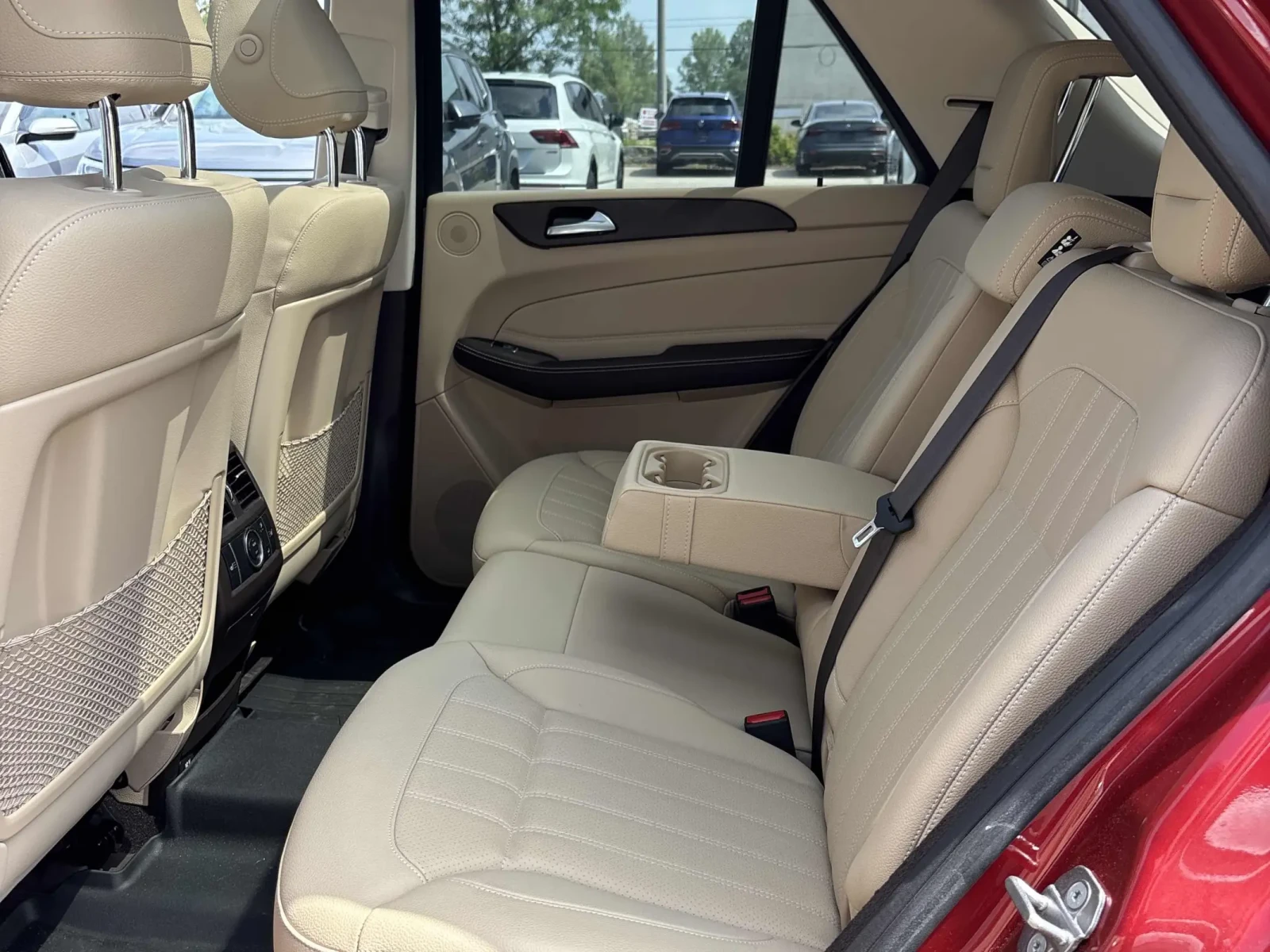 Mercedes-Benz GLE 43 AMG/26.000km/ПАНОРАМА/СЕРВИЗНА ИСТ, снимка 7 - Автомобили и джипове - 55202297