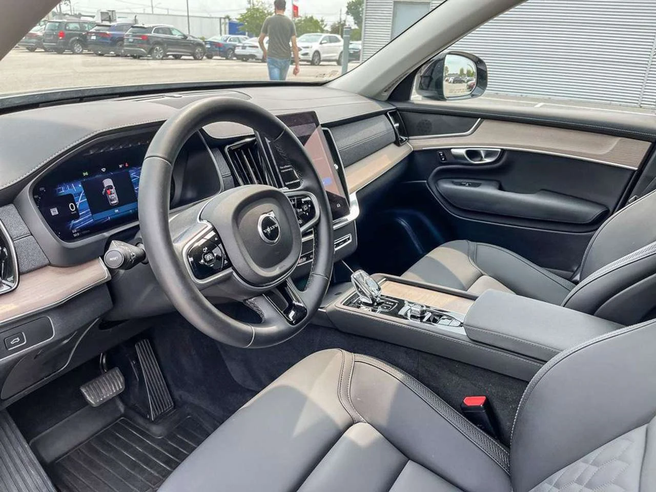 Volvo Xc90 Plus Dark Theme | Mobile.bg � ����������� 16