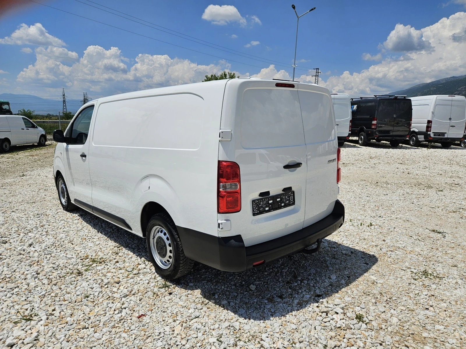 Toyota Proace 2.0 D4d - изображение 3