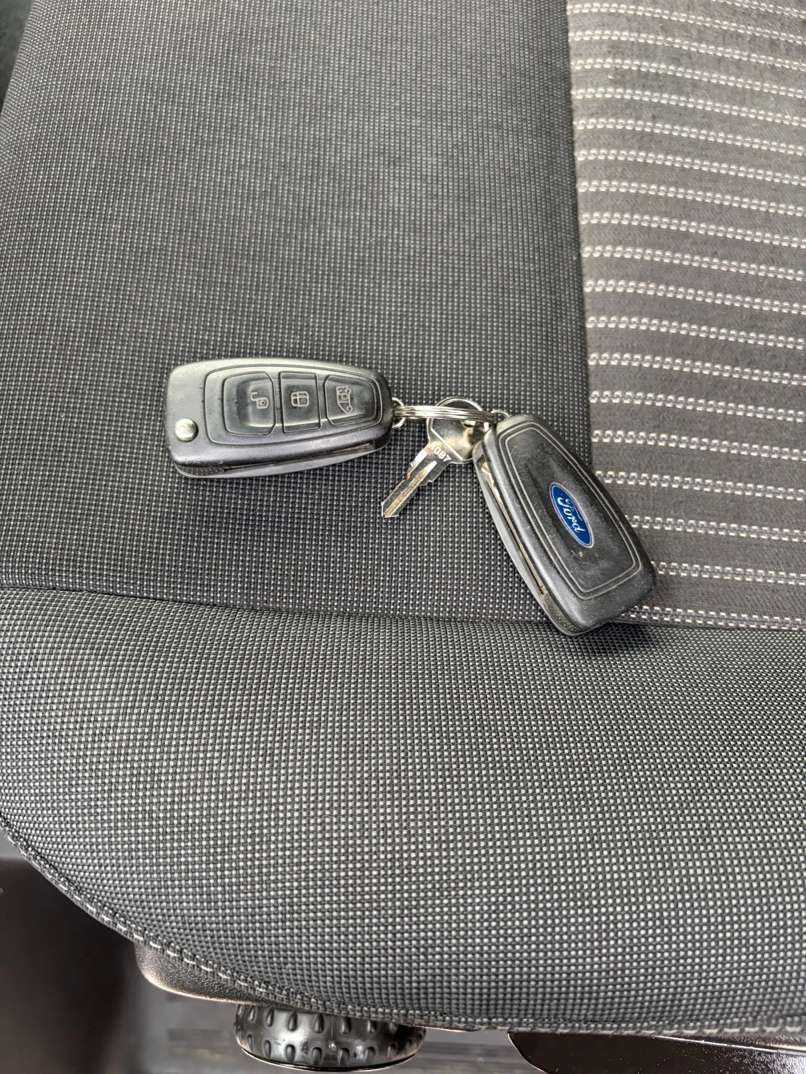 Ford Transit Custom 2.2D 5+ 1 MESTA - изображение 8