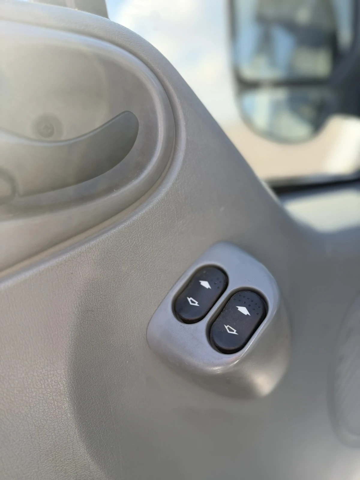 Ford Transit 2, 2D 116k.c. КЛИМАТИК ДВЕ СТРАНИЧНИ ВРАТИ ВНОС, снимка 16 - Бусове и автобуси - 54666312