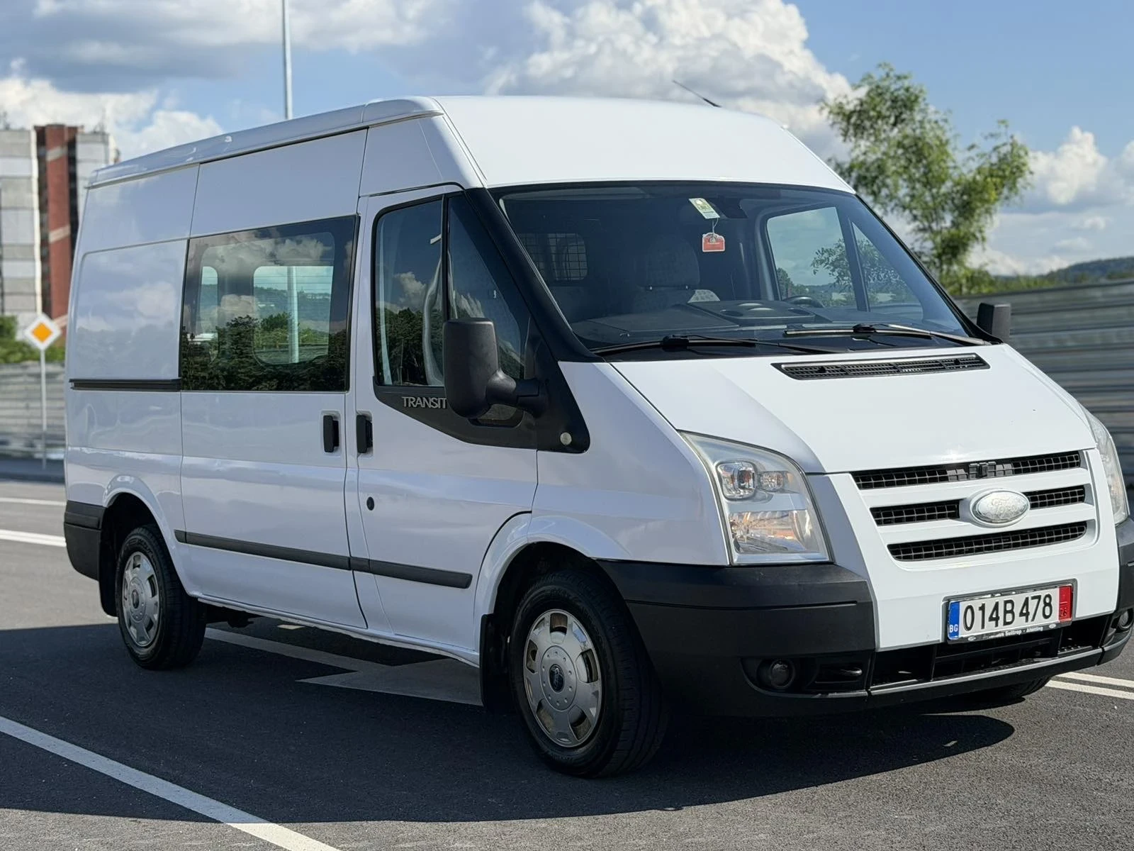 Ford Transit 2, 2D 116k.c. КЛИМАТИК ДВЕ СТРАНИЧНИ ВРАТИ ВНОС