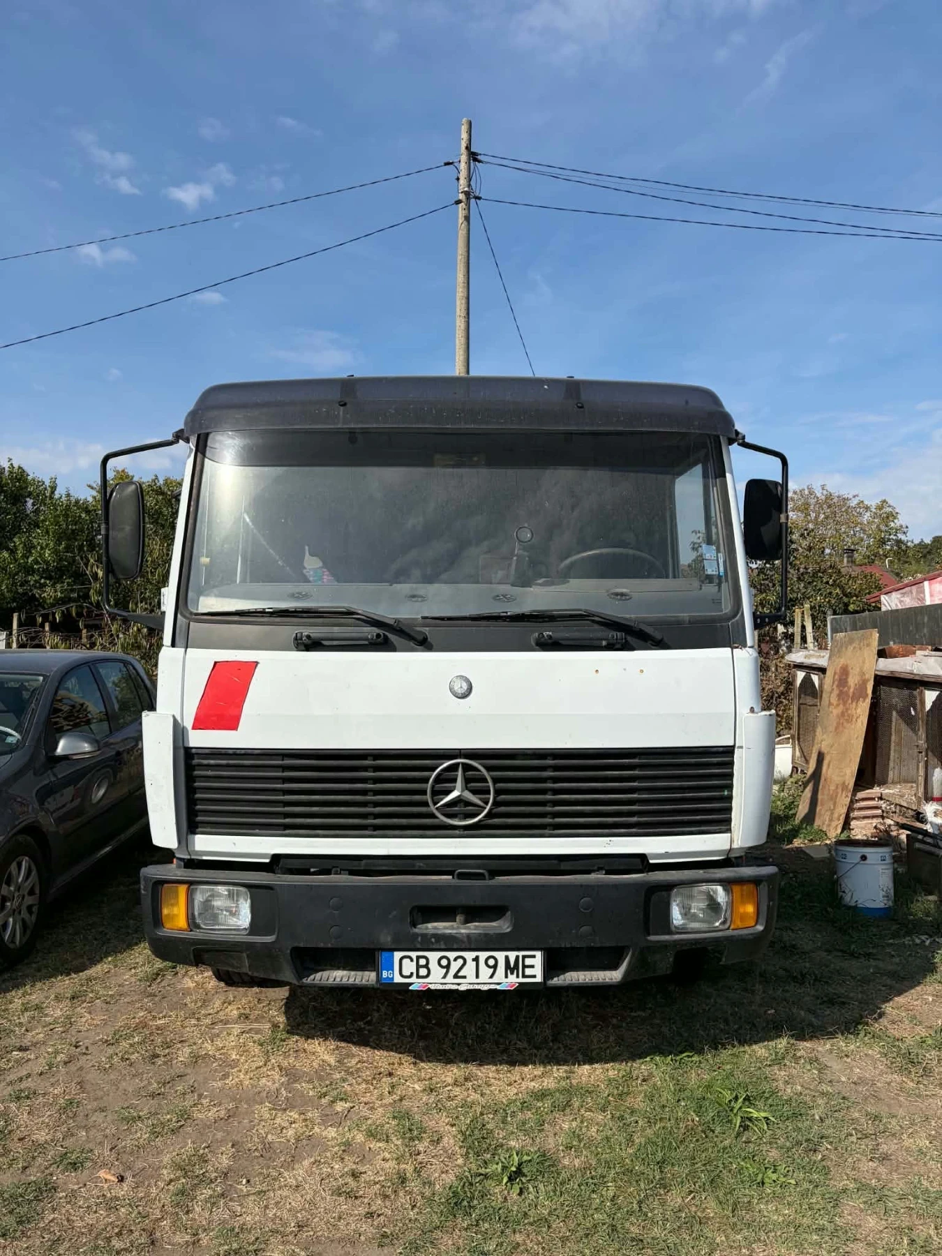 Mercedes-Benz 814 Тристранен самосвал