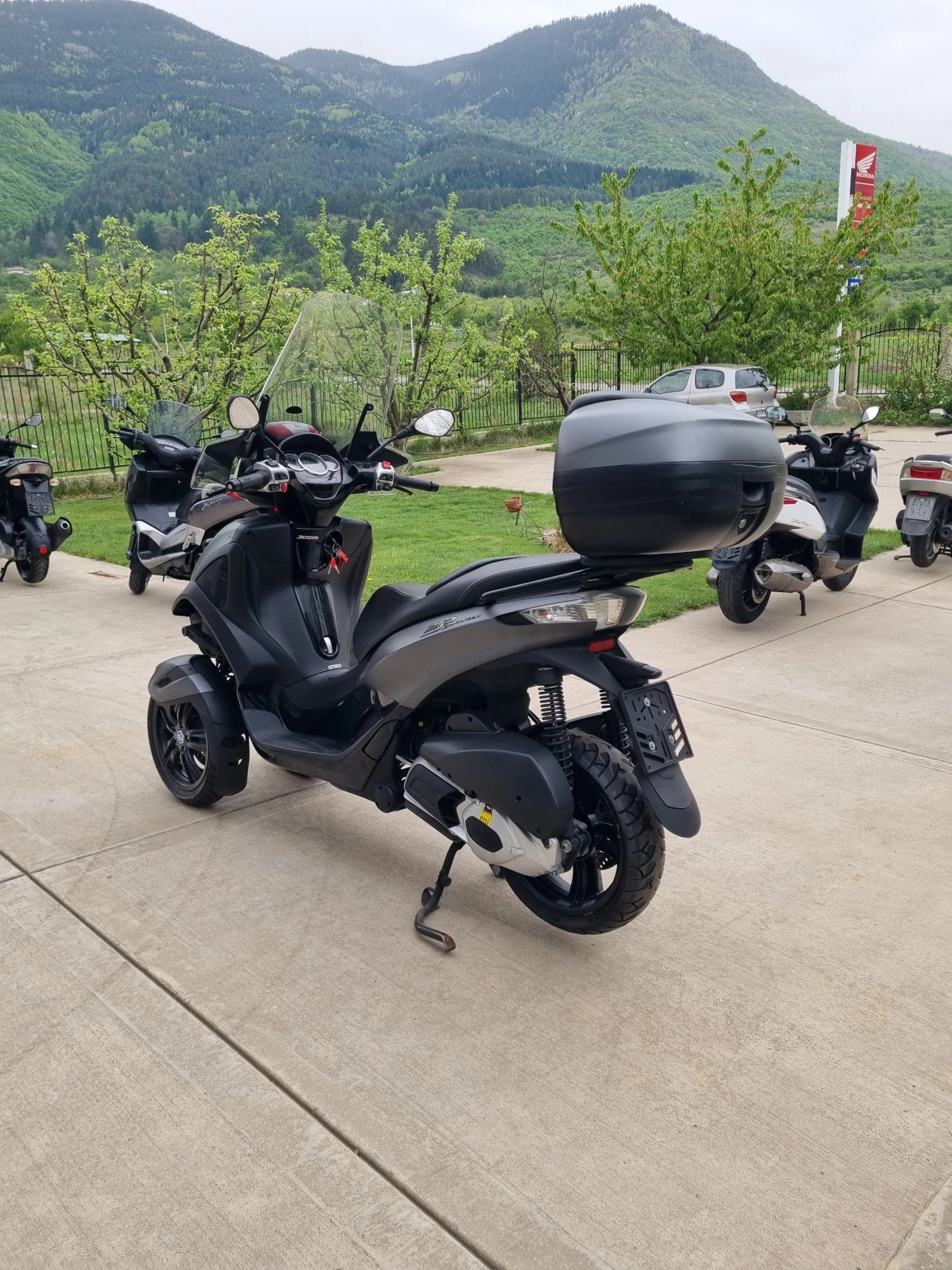 Piaggio Mp3 300i 2016 3broq - изображение 6