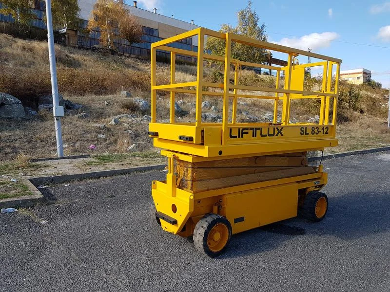 Автовишка Друга марка Liftlux SL83-12E, снимка 1 - Индустриална техника - 16225926