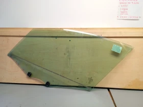 Стъкло предно ляво Пежо 508 2.0хди