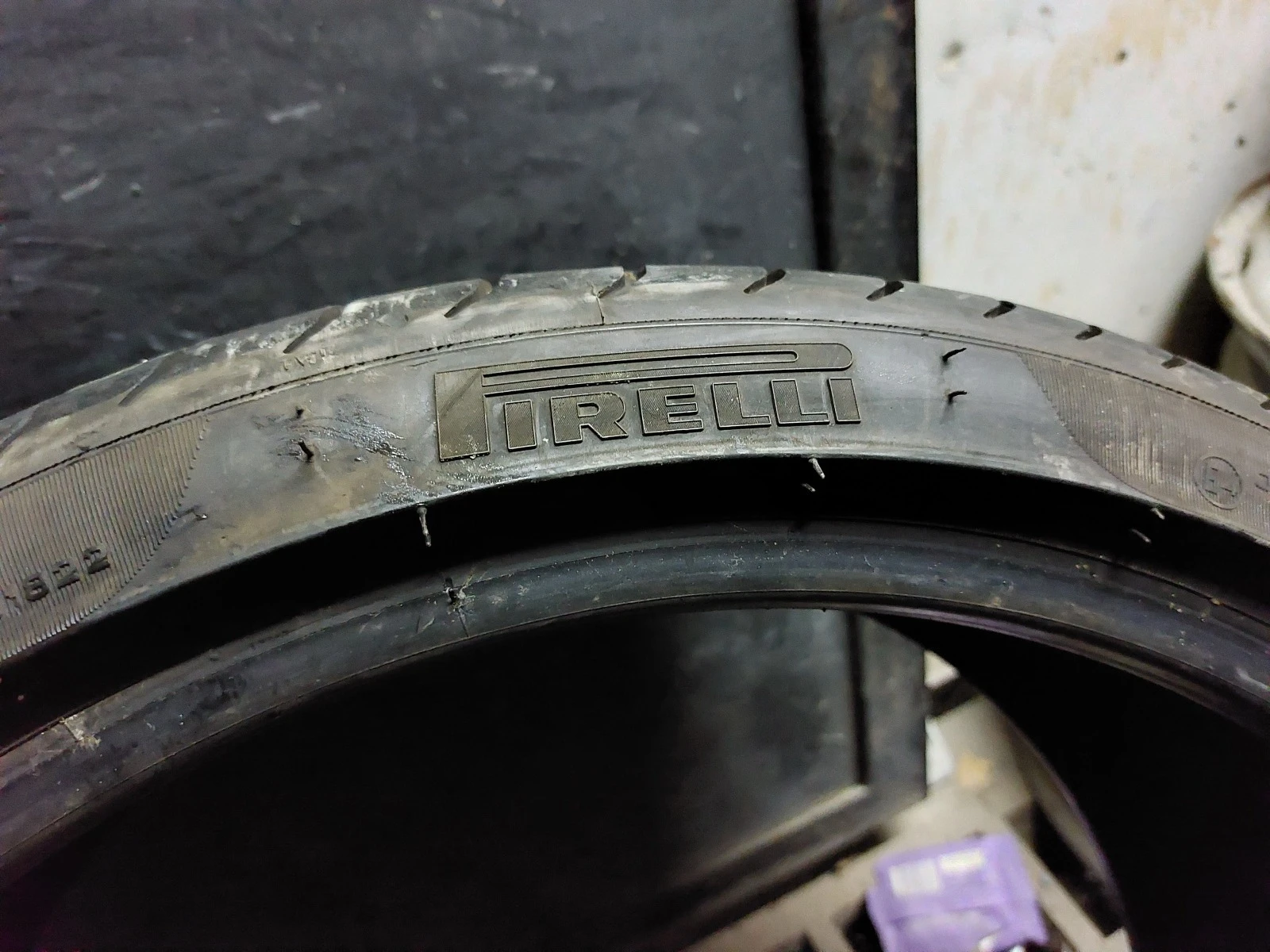 ���� 235/35R19 | Mobile.bg � ����������� 3