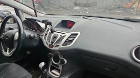 Ford Fiesta 1.4 газ BRC, климатроник, keyless , снимка 12
