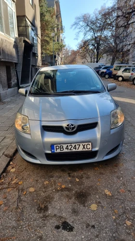 Toyota Auris  - изображение 1