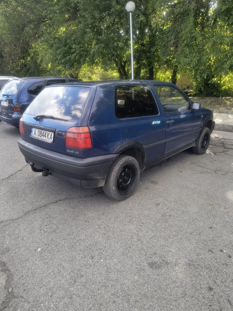 VW Golf SDI, снимка 7 - Автомобили и джипове - 47259546