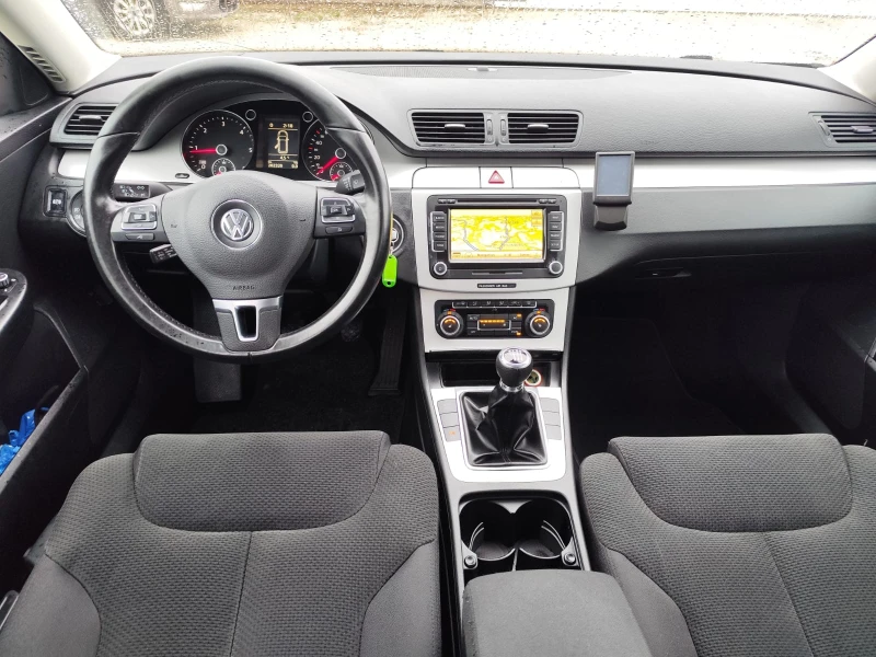 VW Passat 2.0 дизел 140 коня, снимка 10 - Автомобили и джипове - 48205277