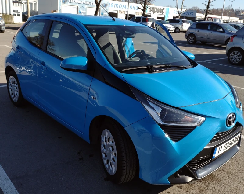 Toyota Aygo тестова, снимка 2 - Автомобили и джипове - 48880520