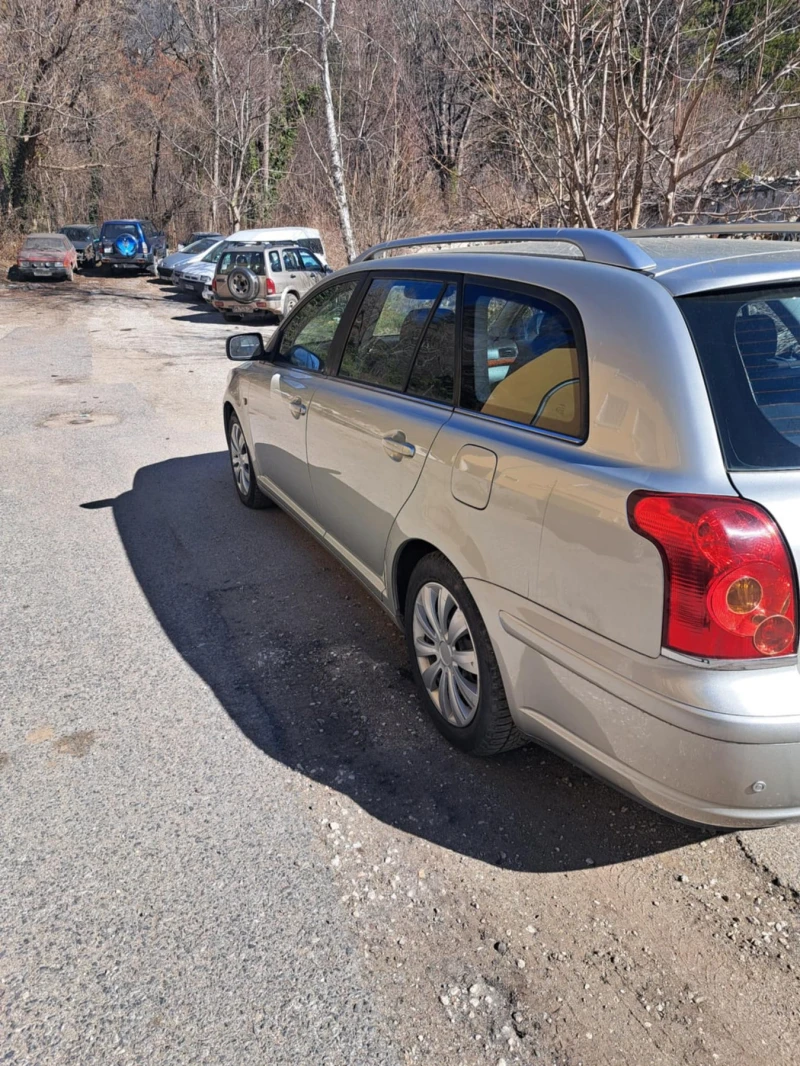 Toyota Avensis Avensis , снимка 6 - Автомобили и джипове - 49411713