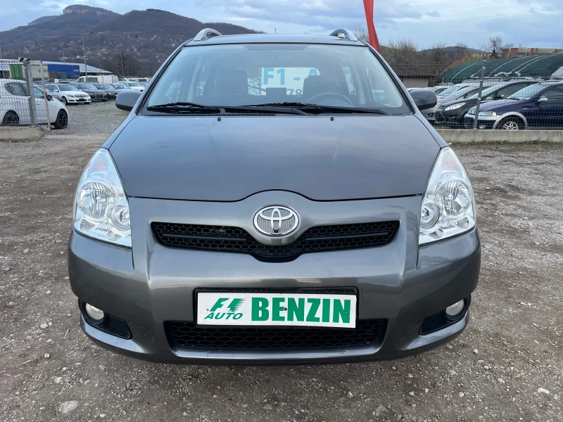 Toyota Corolla verso 1.8VVTI-105000km, снимка 2 - Автомобили и джипове - 49473958