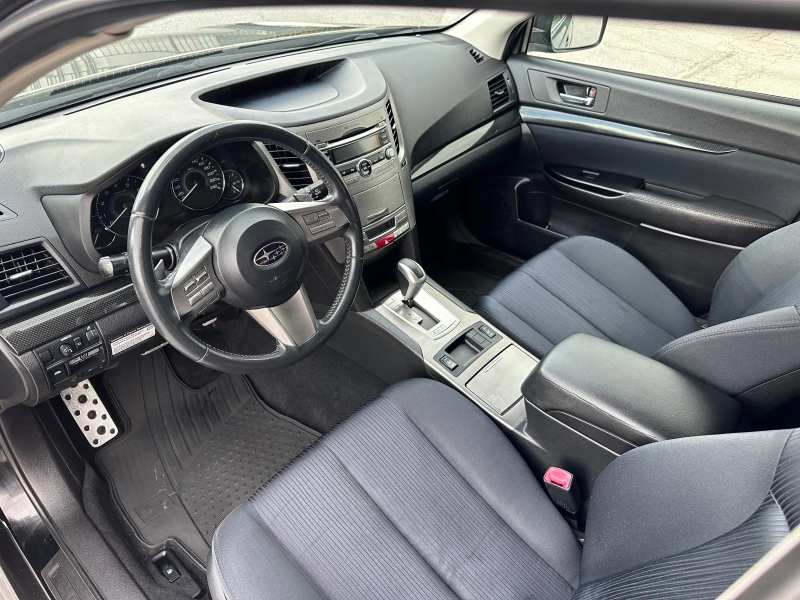 Subaru Legacy 2.5i Швейцария, снимка 10 - Автомобили и джипове - 50060086