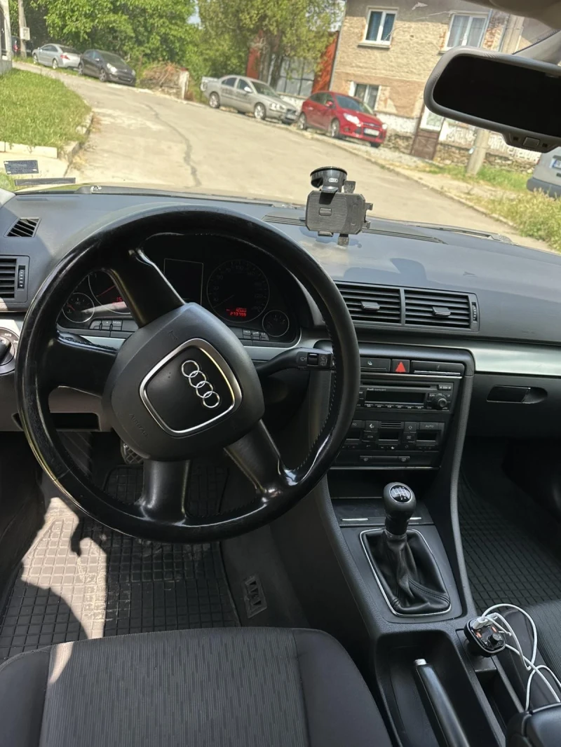 Audi A4 Avant, снимка 13 - Автомобили и джипове - 52058051