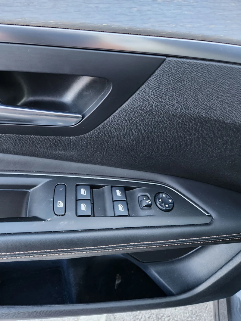 Peugeot 3008 2.0HDI GT-LINE , снимка 14 - Автомобили и джипове - 52312314