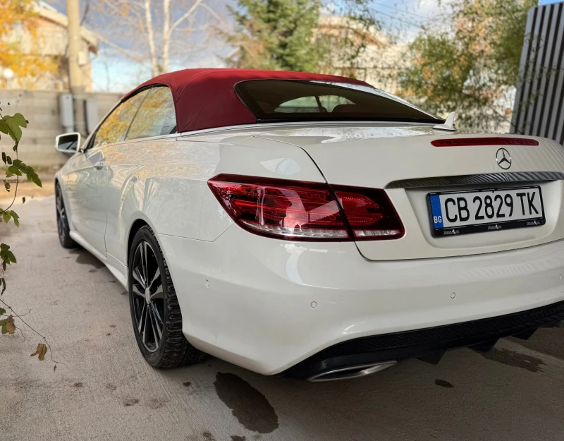 Mercedes-Benz E 220, снимка 4 - Автомобили и джипове - 52618287