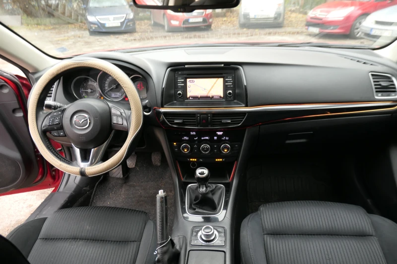 Mazda 6 2.2 SKYACTIV-D АВТОМАТИК ПОДГРЕВ, снимка 11 - Автомобили и джипове - 52672378