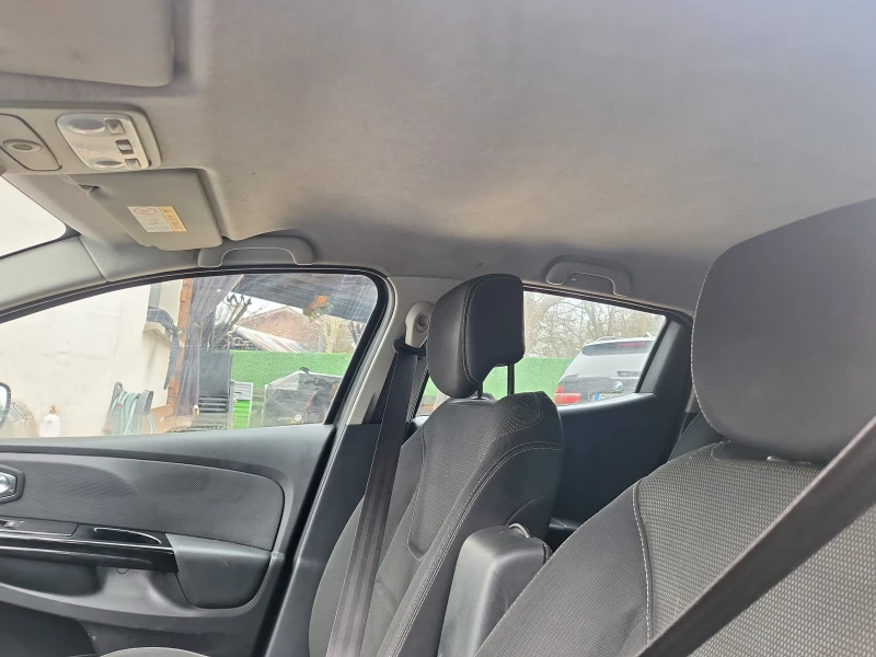 Renault Clio 1.2, снимка 14 - Автомобили и джипове - 52882457