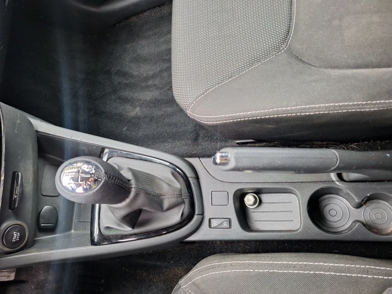 Renault Clio 1.2, снимка 16 - Автомобили и джипове - 52882457