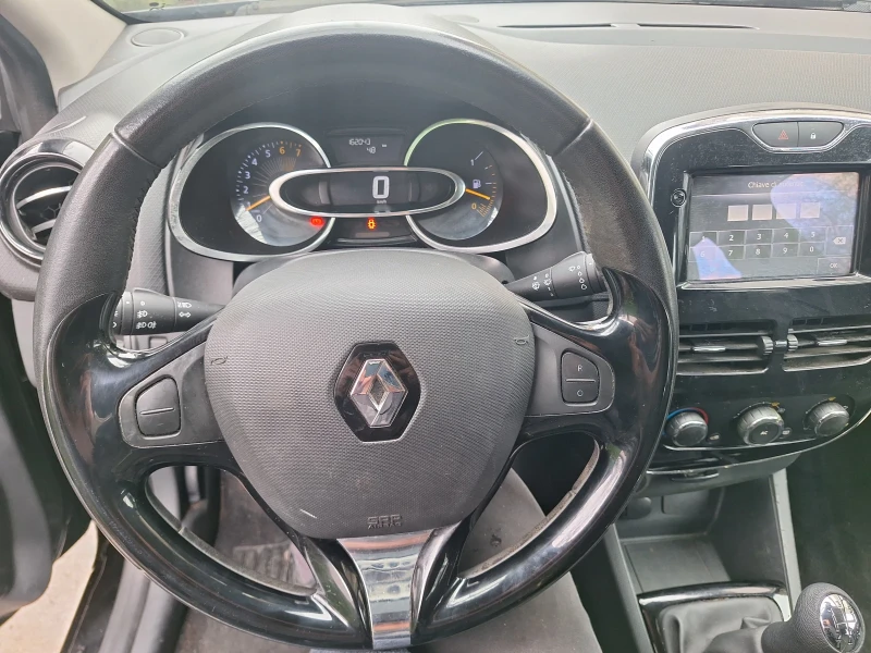 Renault Clio 1.2, снимка 11 - Автомобили и джипове - 52882457