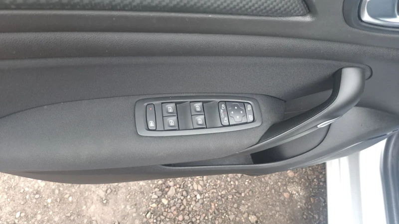 Renault Megane 1.5 DCI GT-LINE, снимка 14 - Автомобили и джипове - 53233109