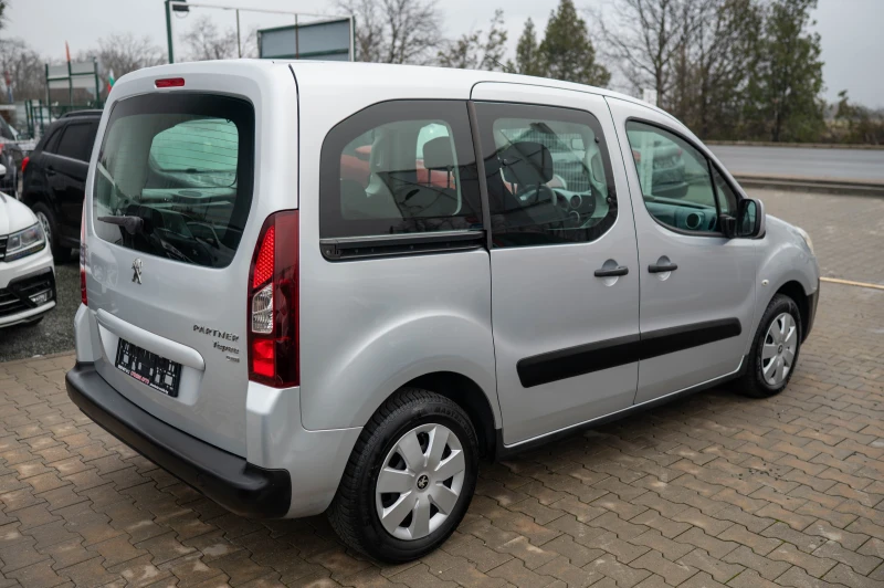 Peugeot Partner 1.6* HDI* 2012г* фейслифт, снимка 7 - Автомобили и джипове - 53448146