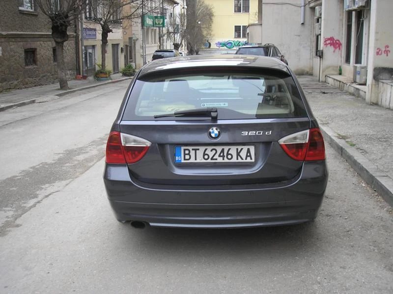 BMW 320 320 d e 90, снимка 2 - Автомобили и джипове - 47350364