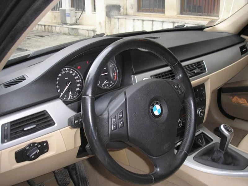 BMW 320 320 d e 90, снимка 2 - Автомобили и джипове - 49526413