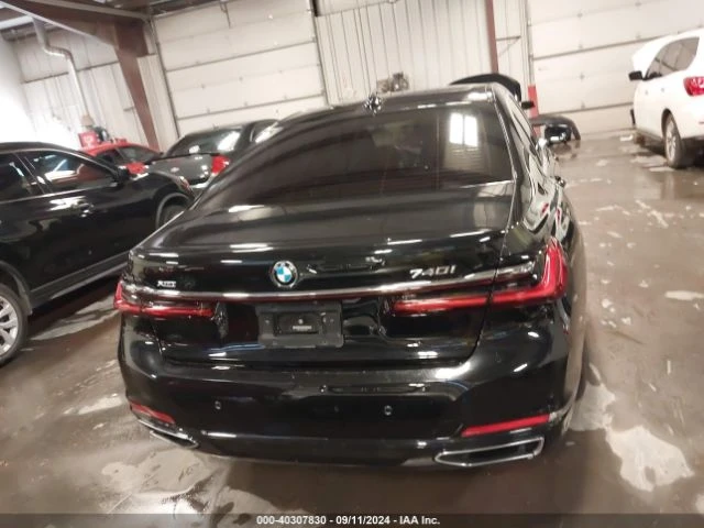 BMW 740 I XDRIVE, Минимална щета, Реални километри!, снимка 8 - Автомобили и джипове - 48786353