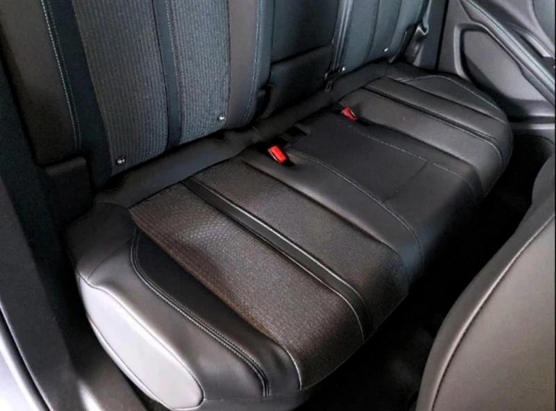 Peugeot 3008 PLUG-IN-HYBRID 180 EAT8 ALLURE, снимка 8 - Автомобили и джипове - 55457274