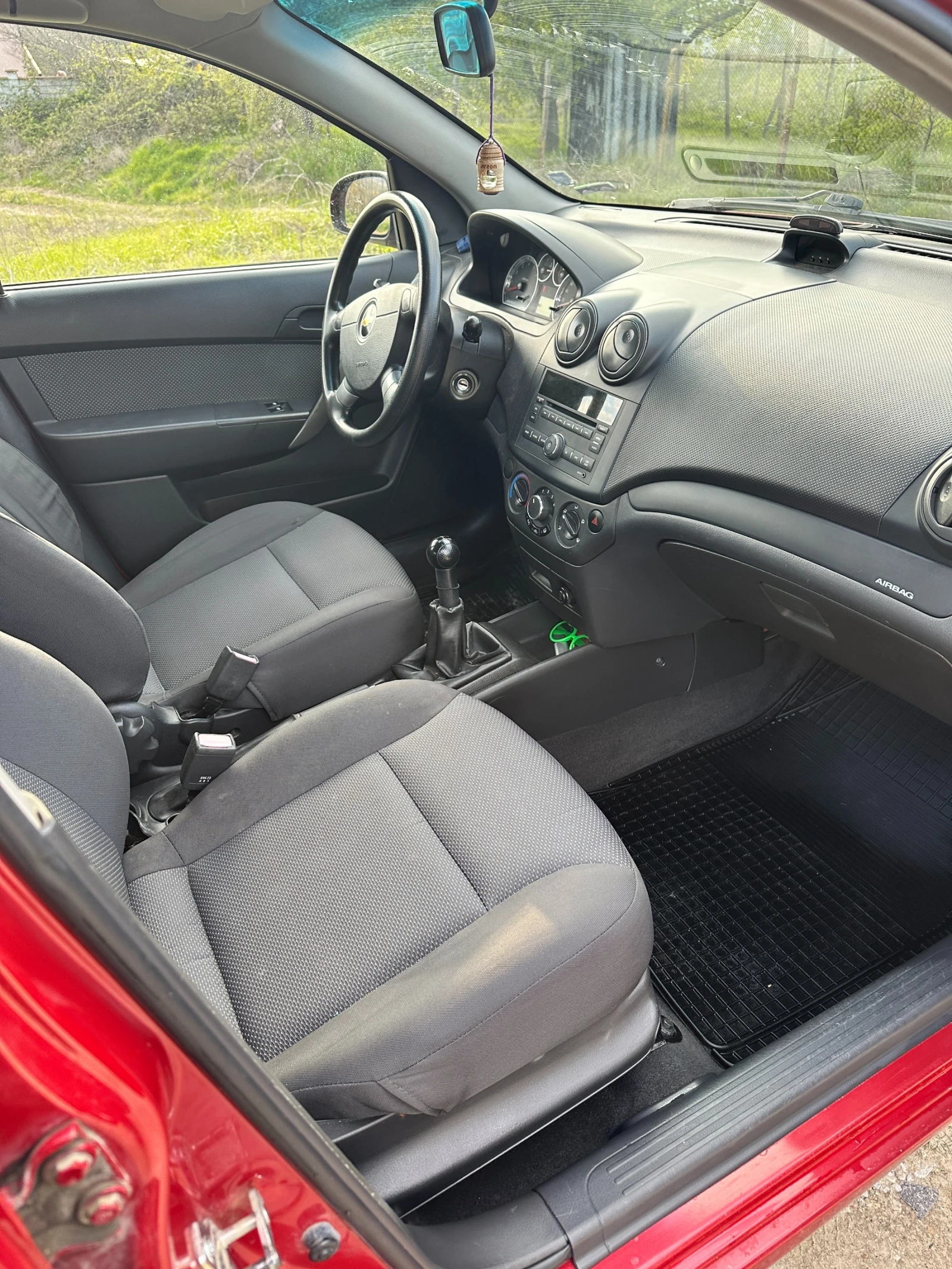 Chevrolet Aveo  - изображение 6