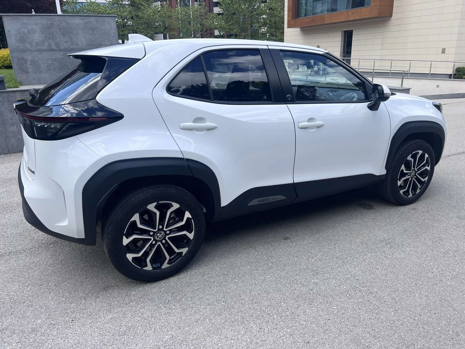Toyota Yaris Cross  - изображение 4