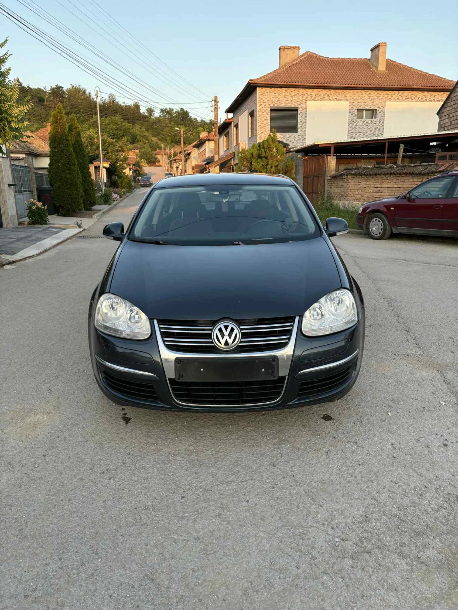 VW Jetta 1.9 TDI 105 КС - изображение 2