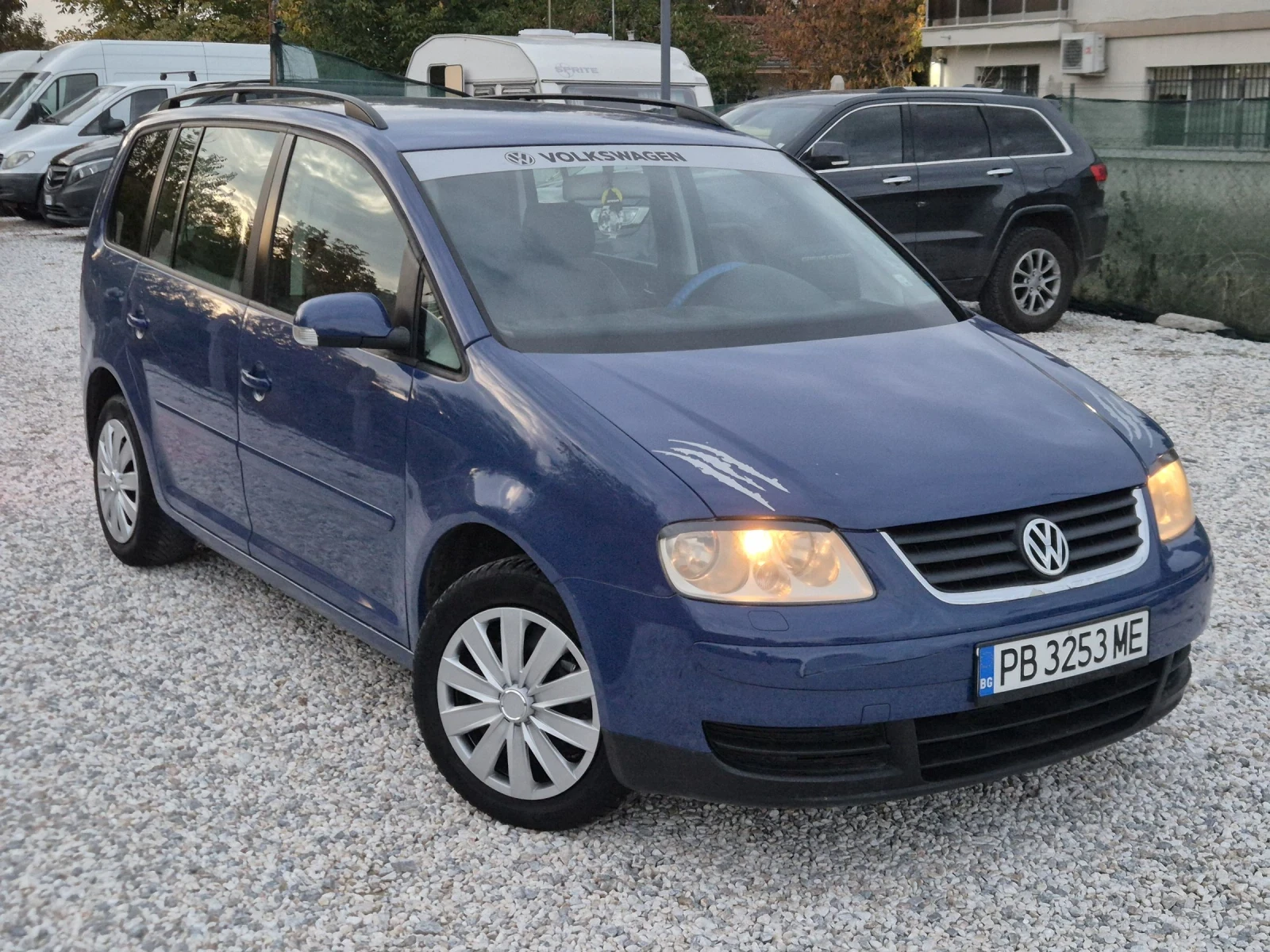 VW Touran 1.9 TDI 105к.с - изображение 2