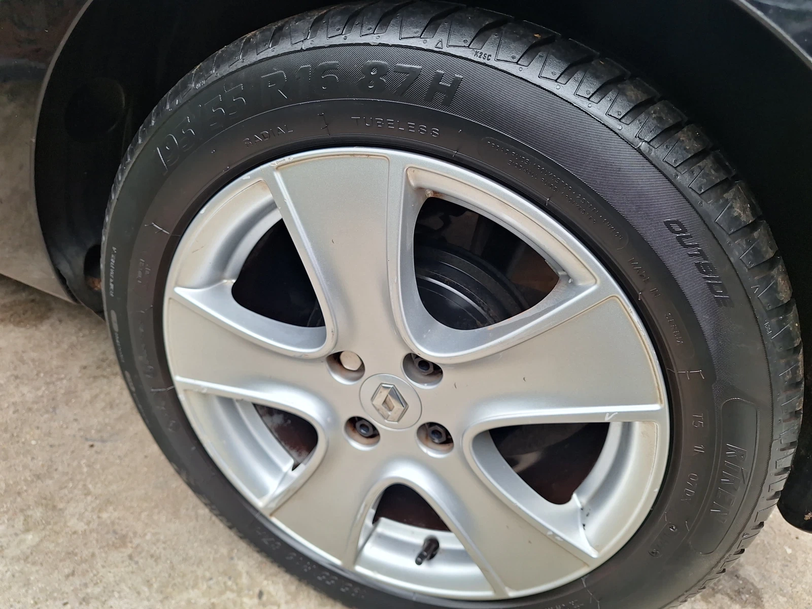 Renault Clio 1.2 - изображение 8