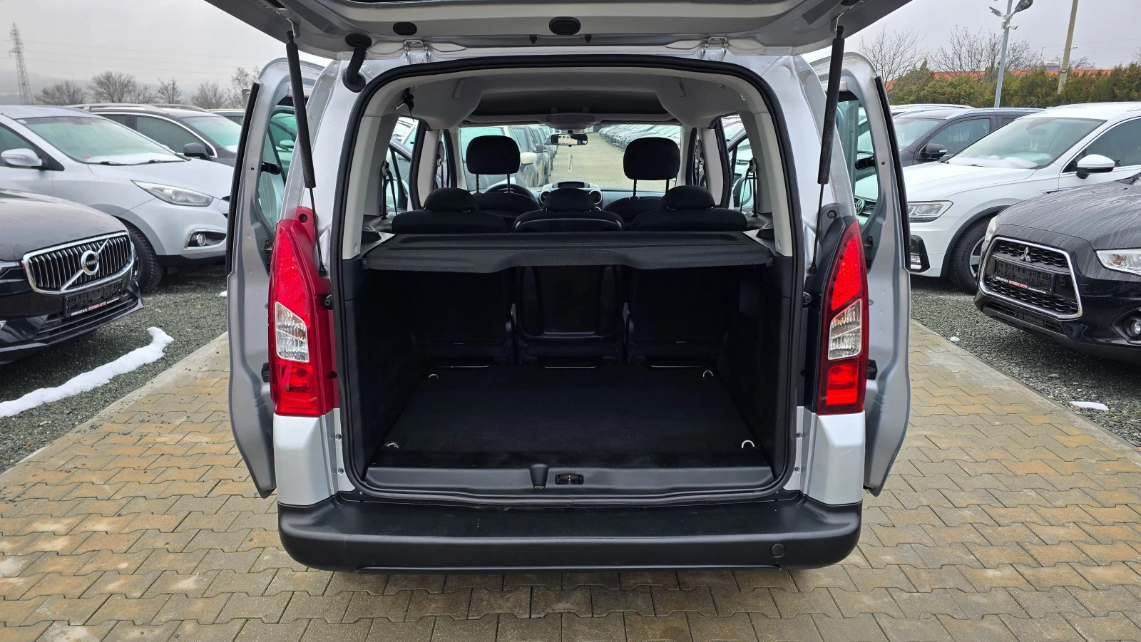 Peugeot Partner 1.6* HDI* 2012г* фейслифт - изображение 9