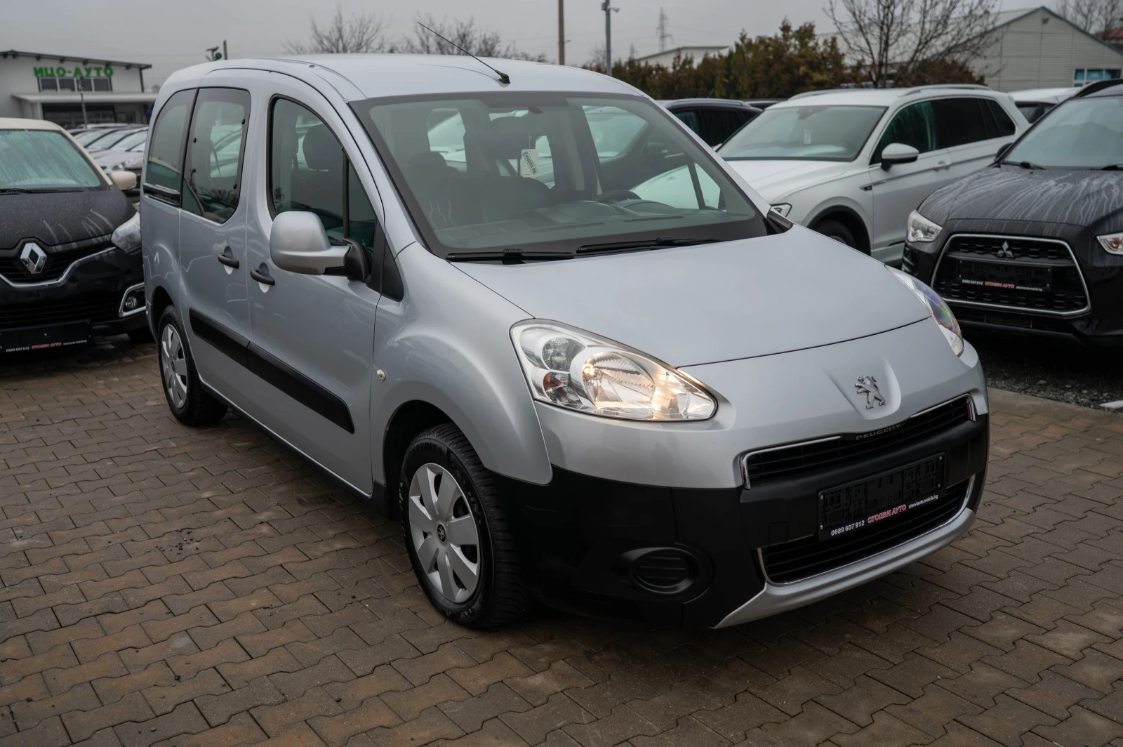 Peugeot Partner 1.6* HDI* 2012г* фейслифт - изображение 5