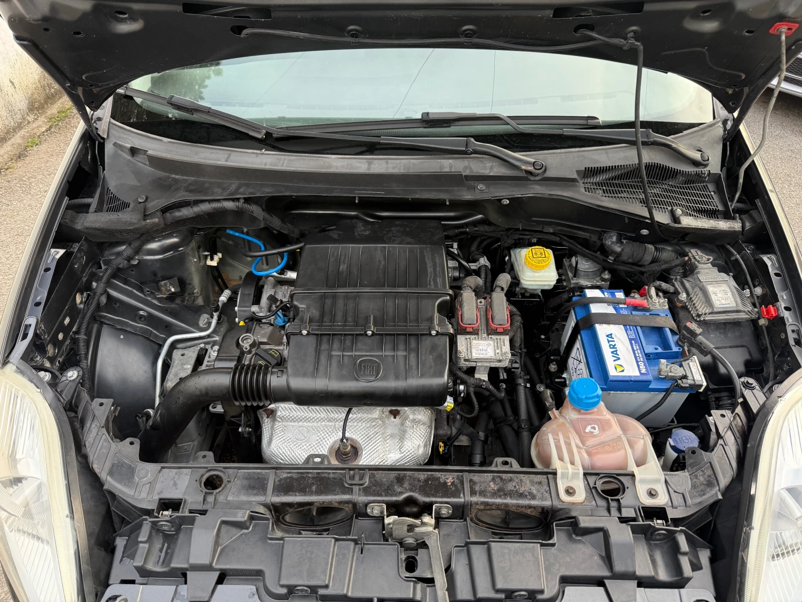 Fiat Punto 1.2I ГАЗОВ ИНЖЕКЦИОН, снимка 17 - Автомобили и джипове - 53740688