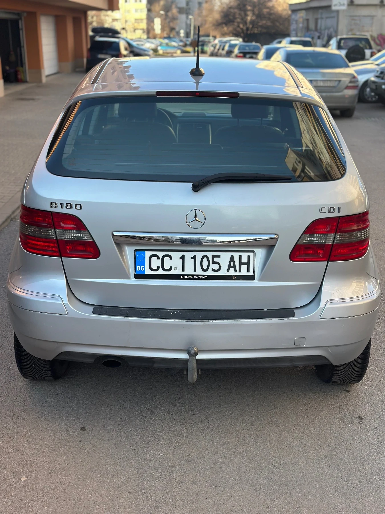 Mercedes-Benz B 180, снимка 7 - Автомобили и джипове - 53991144