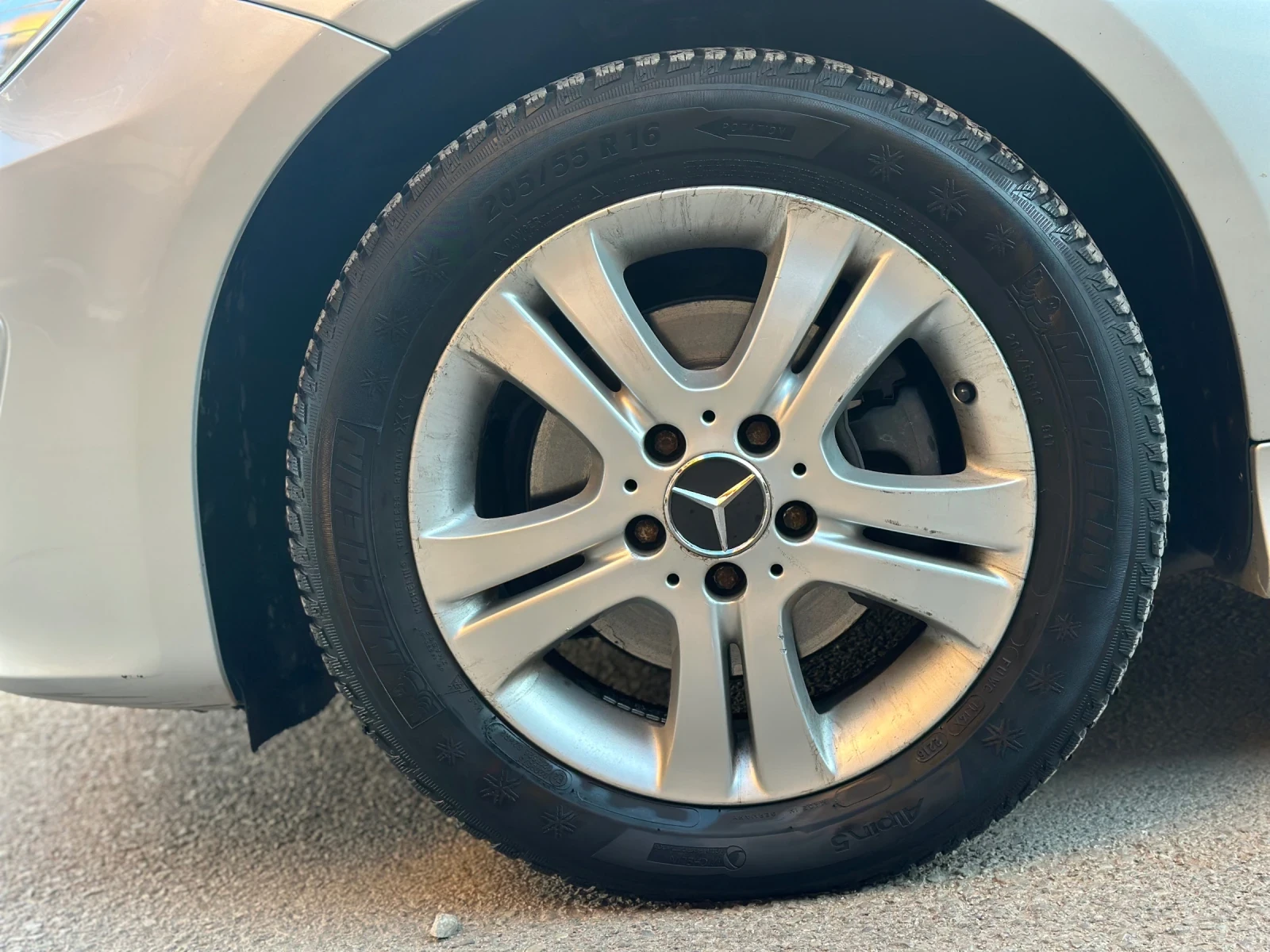 Mercedes-Benz B 180, снимка 10 - Автомобили и джипове - 53991144