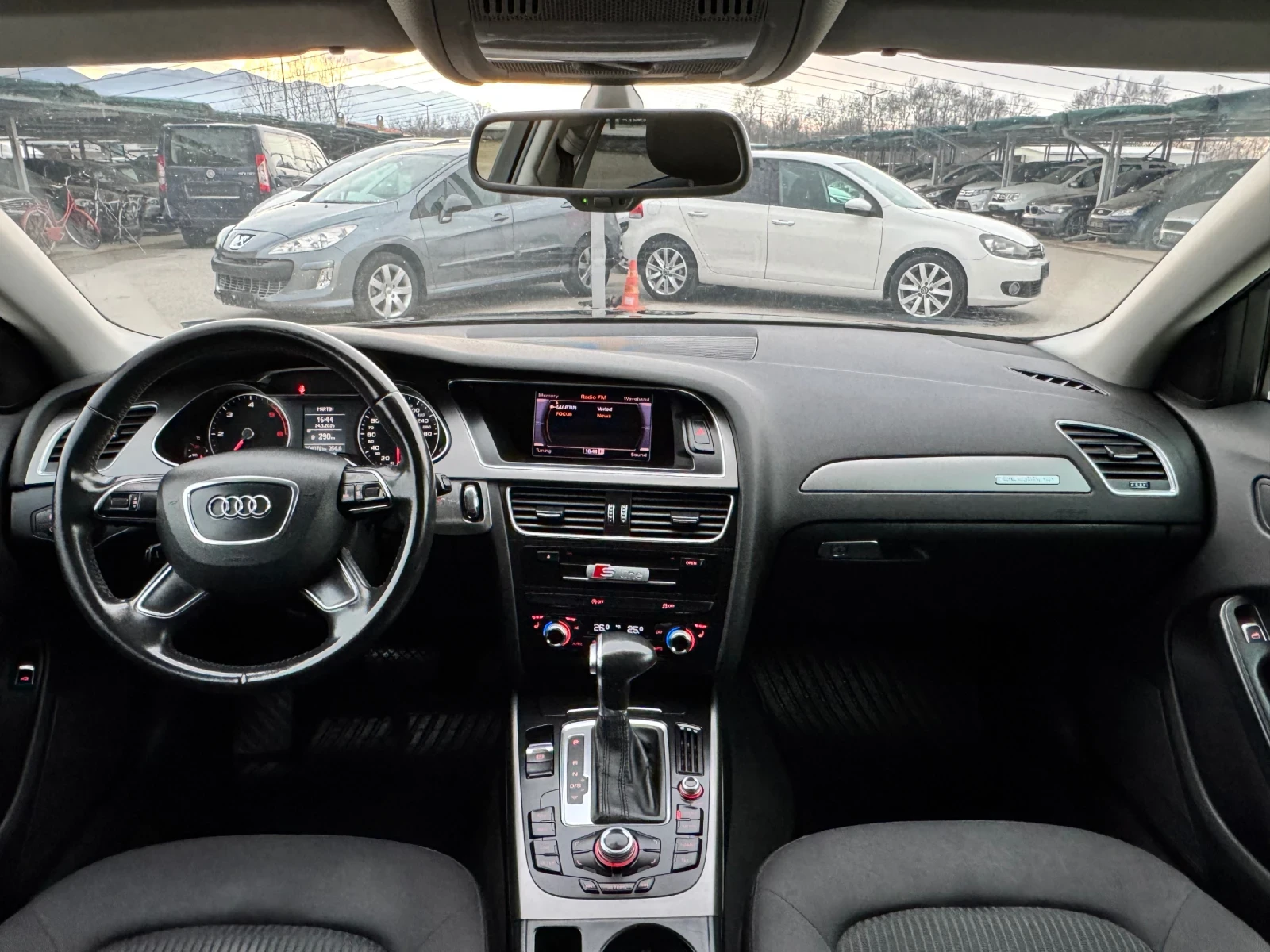 Audi A4 2.0TDI QUATTRO АЕТОМАТ S-Line, снимка 12 - Автомобили и джипове - 53978692