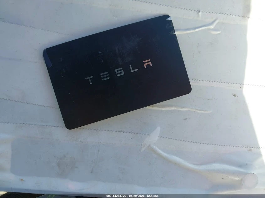 Tesla Model 3 Rear-Wheel Drive, снимка 11 - Автомобили и джипове - 54324127