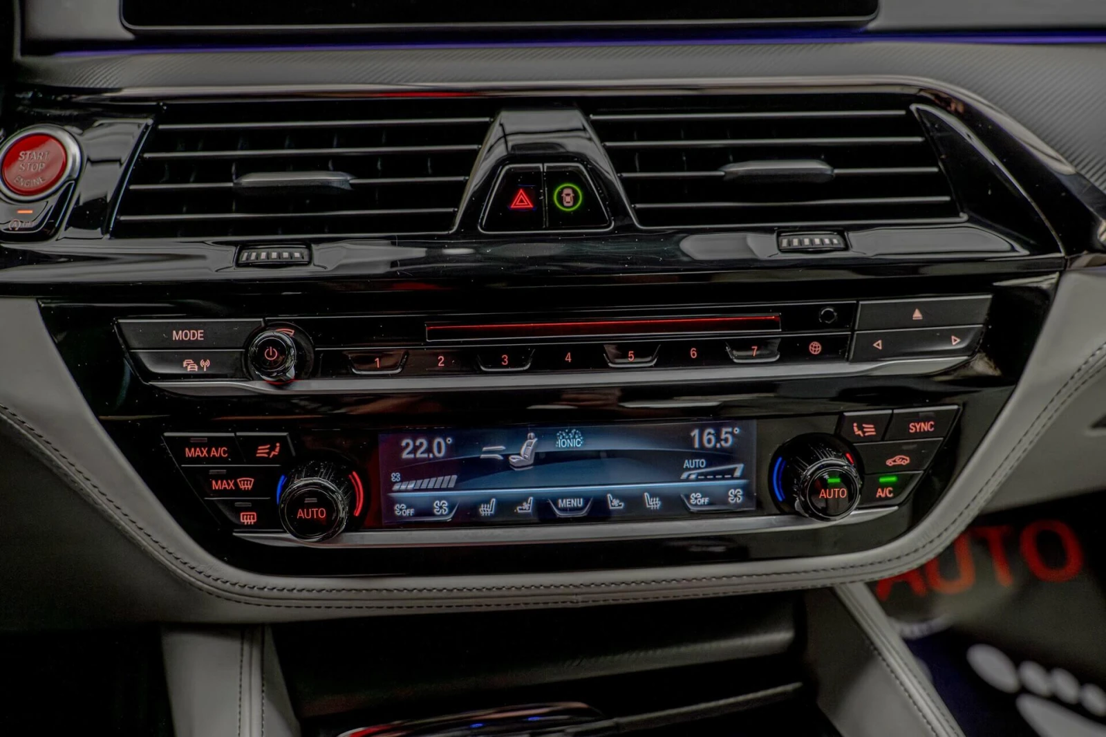 BMW M5 F90/4.4 V8/MXD/RSE/Bowers&Wilkins/Керамика/Карбон/, снимка 12 - Автомобили и джипове - 54623424