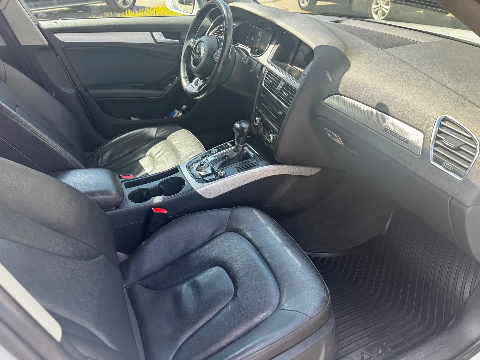 Audi A4 2.0 TFSI Quattro , снимка 13 - Автомобили и джипове - 54741583
