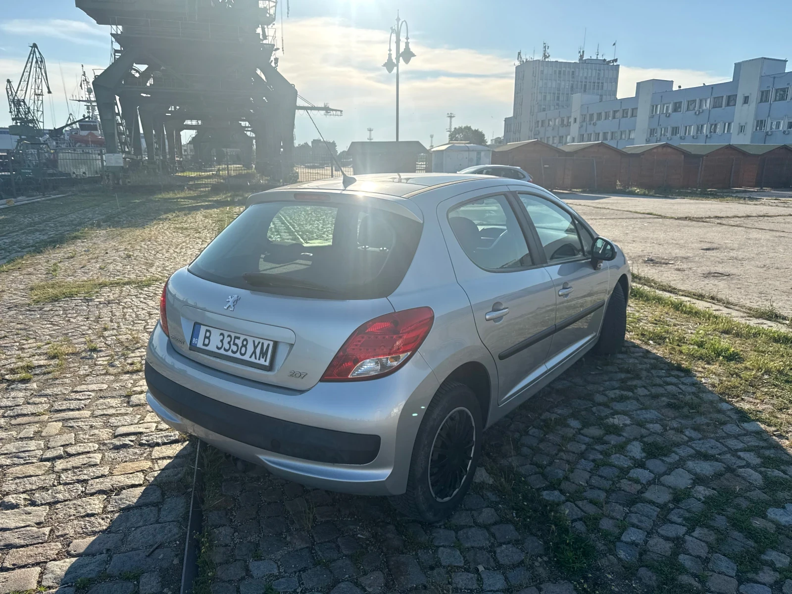 Peugeot 207 1.4i, снимка 7 - Автомобили и джипове - 54875178