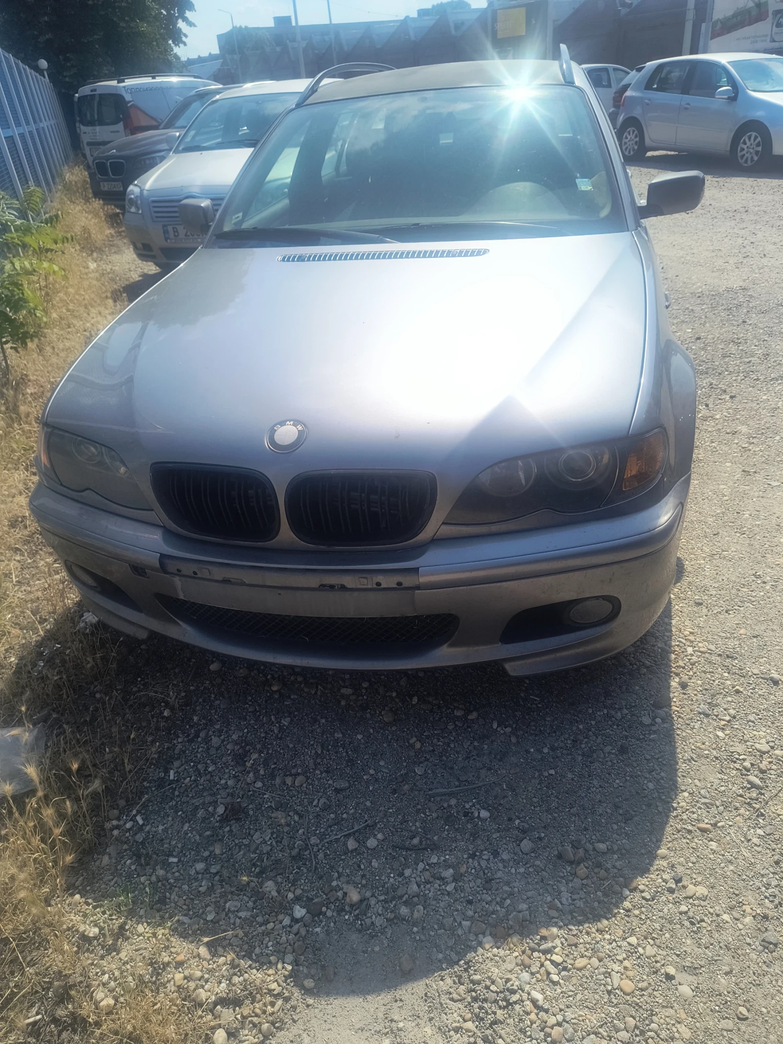 BMW 320, снимка 14 - Автомобили и джипове - 55002135