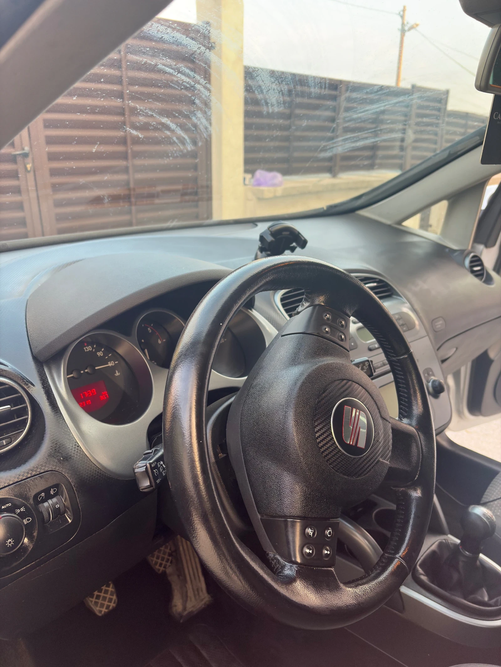 Seat Altea 1.9 TDI, снимка 16 - Автомобили и джипове - 55090173